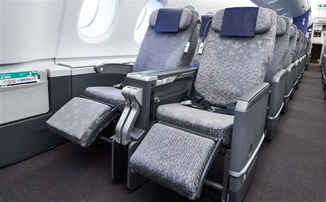 premium economy ana review|Services for Premium Economy Passengers .